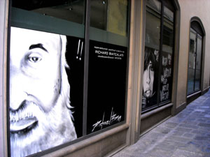 Foto di murales: faccia di uomo