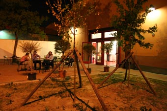 Giardino del bar dei cantieri culturali