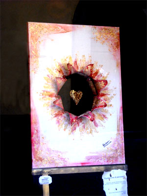 Foto del quadro esposto con cuore centrale