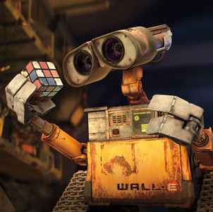 il robot wall-e gioca con un dado
